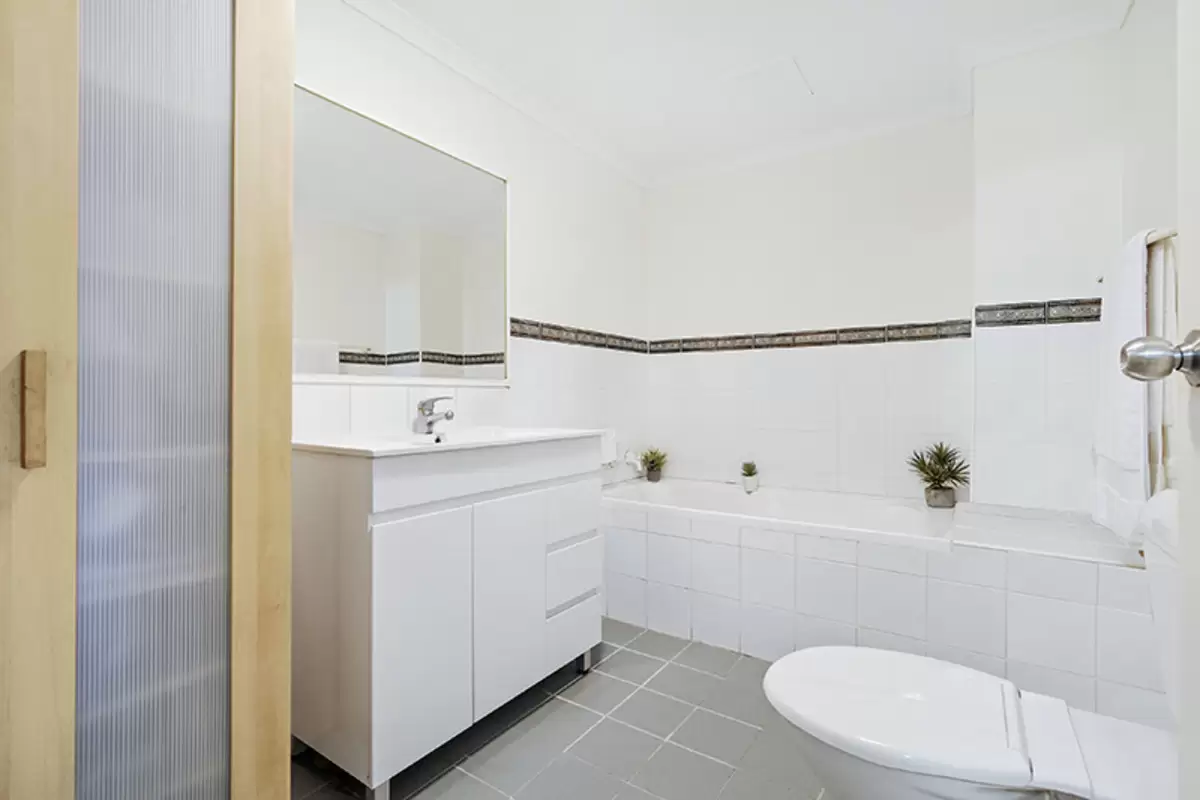 69/10 Broughton Street, Canterbury Sold by Rich & Oliva - image 9