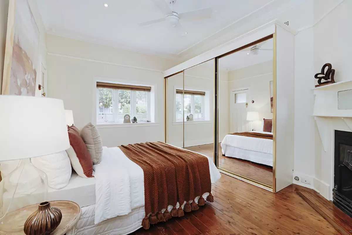 16 Hampton Street, Croydon Park Sold by Rich & Oliva - image 3