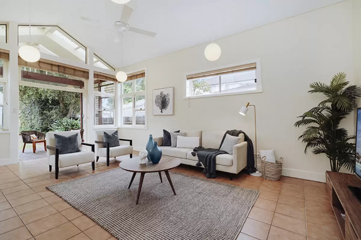 16 Hampton Street, Croydon Park Sold by Rich & Oliva - image 8