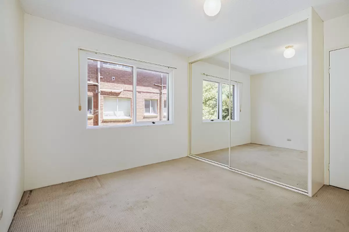 4/61 Palace Street, Ashfield Sold by Rich & Oliva - image 2