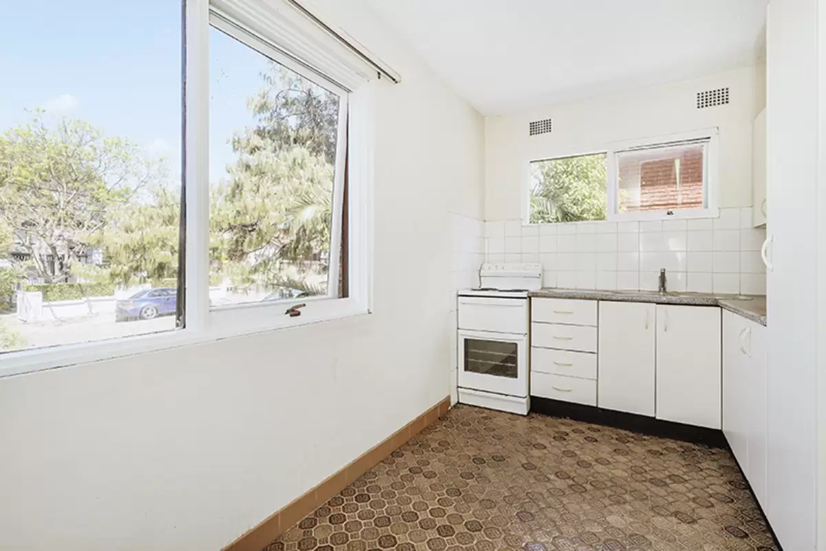 4/61 Palace Street, Ashfield Sold by Rich & Oliva - image 3
