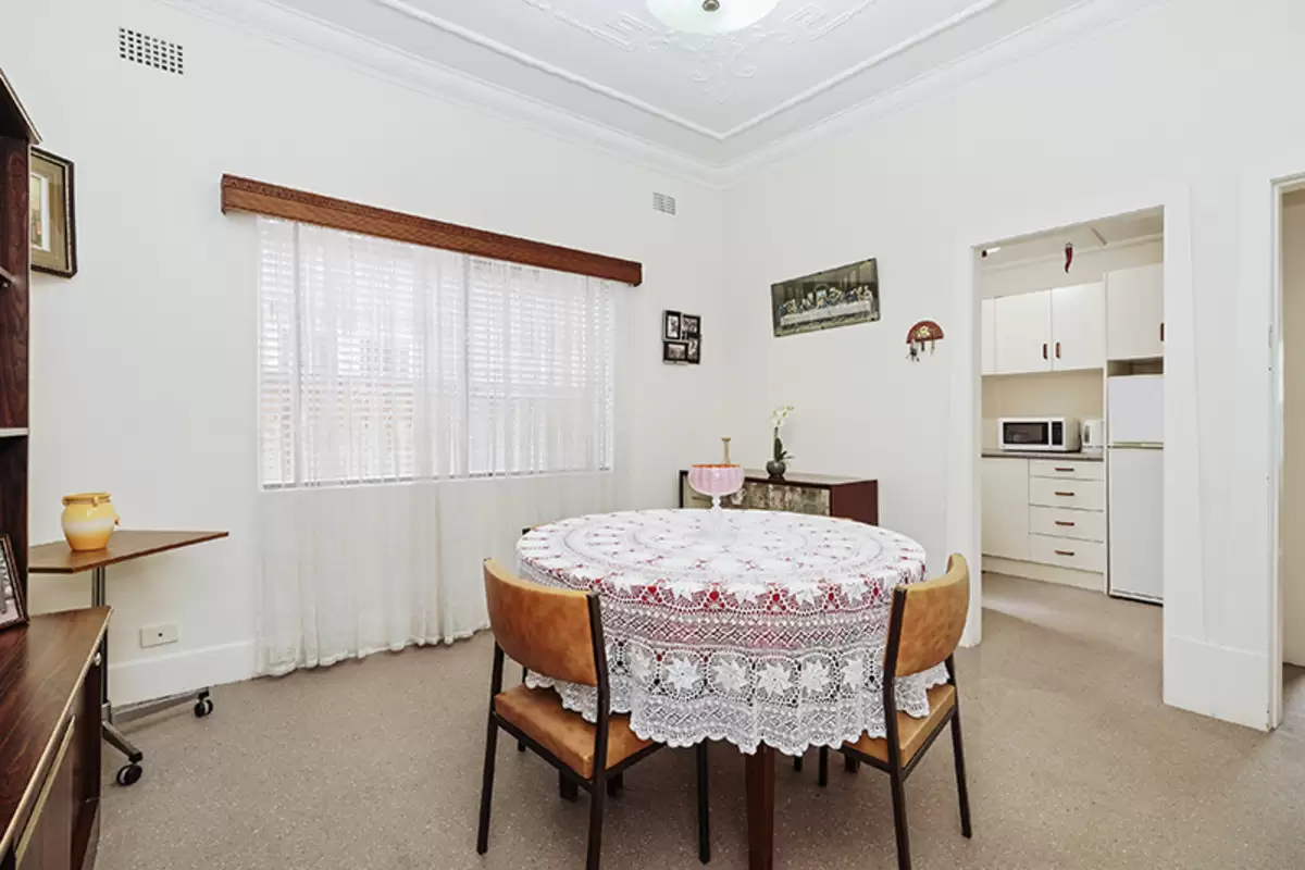 58 Windsor Avenue, Croydon Park Sold by Rich & Oliva - image 3