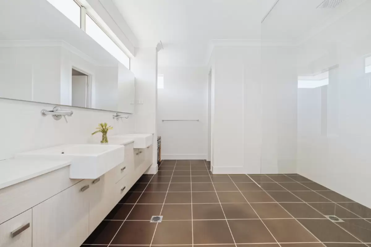 106 Greenhills Street, Croydon Park Sold by Rich & Oliva - image 11