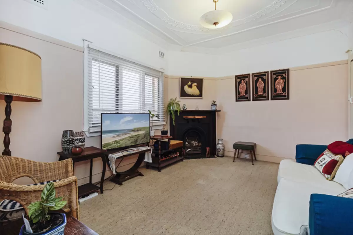 72 Balmoral Avenue, Croydon Park Sold by Rich & Oliva - image 2