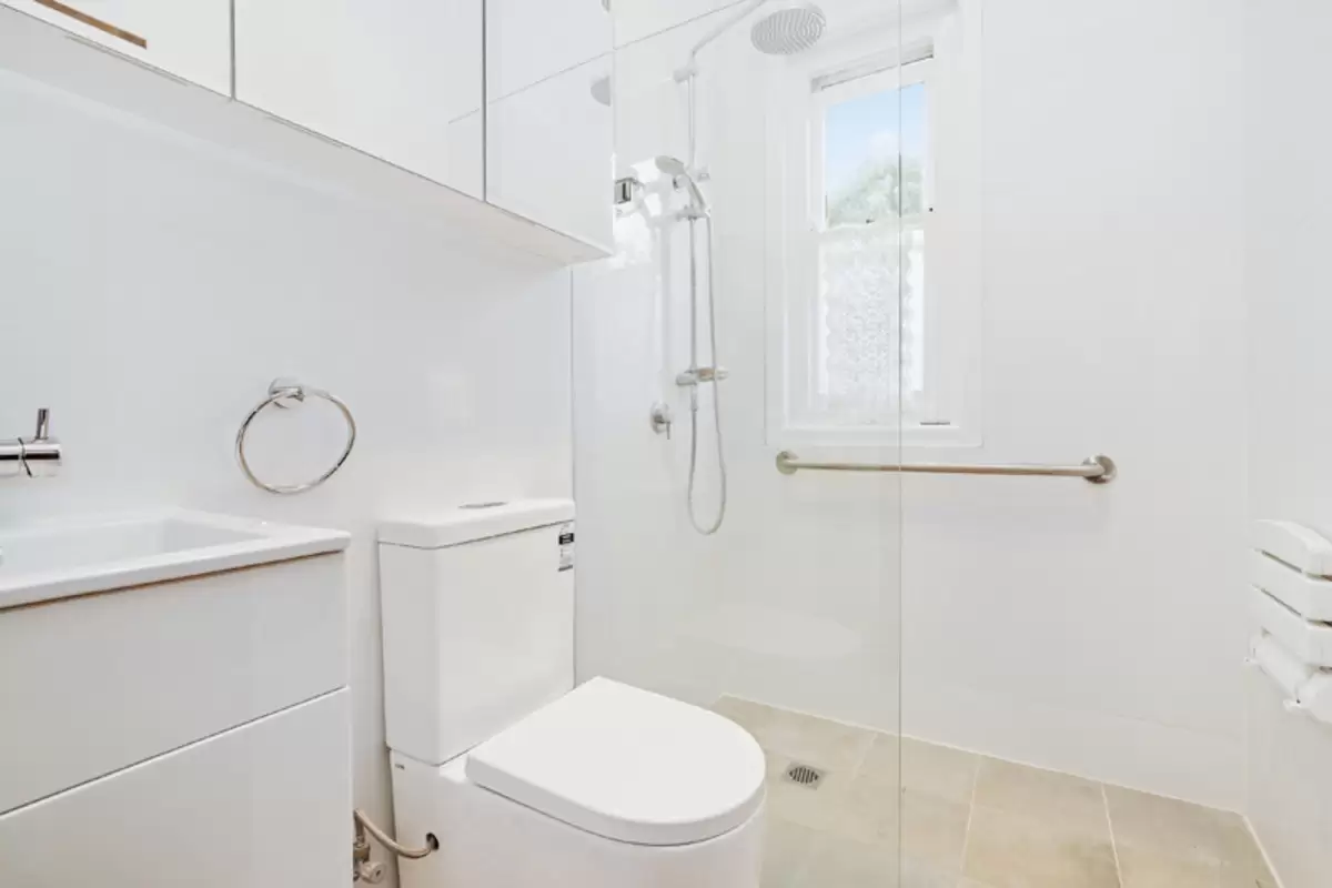 19 Jeffrey Street, Canterbury Sold by Rich & Oliva - image 6
