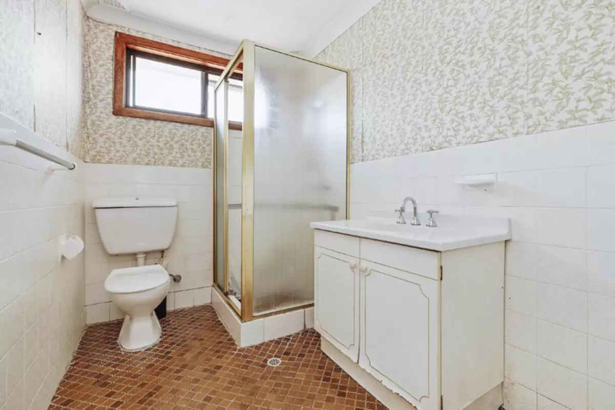 17 Cheviot Street, Ashbury Sold by Rich & Oliva - image 10