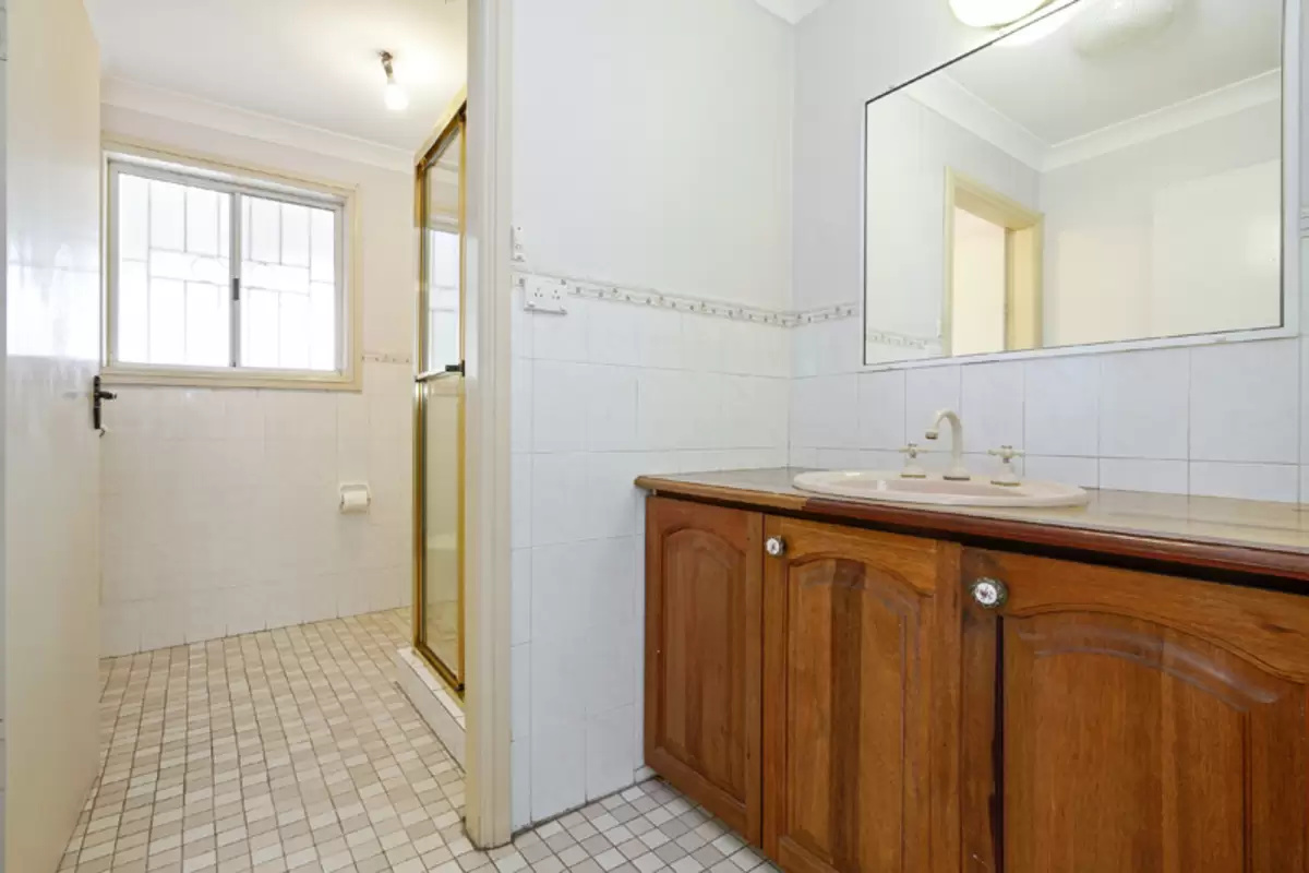 19 Therry Street East, Strathfield South Sold by Rich & Oliva - image 4