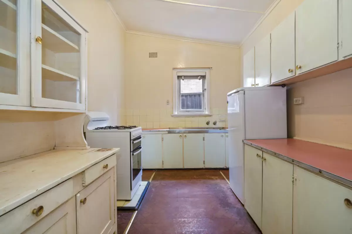 85 Church Street, Croydon Sold by Rich & Oliva - image 8