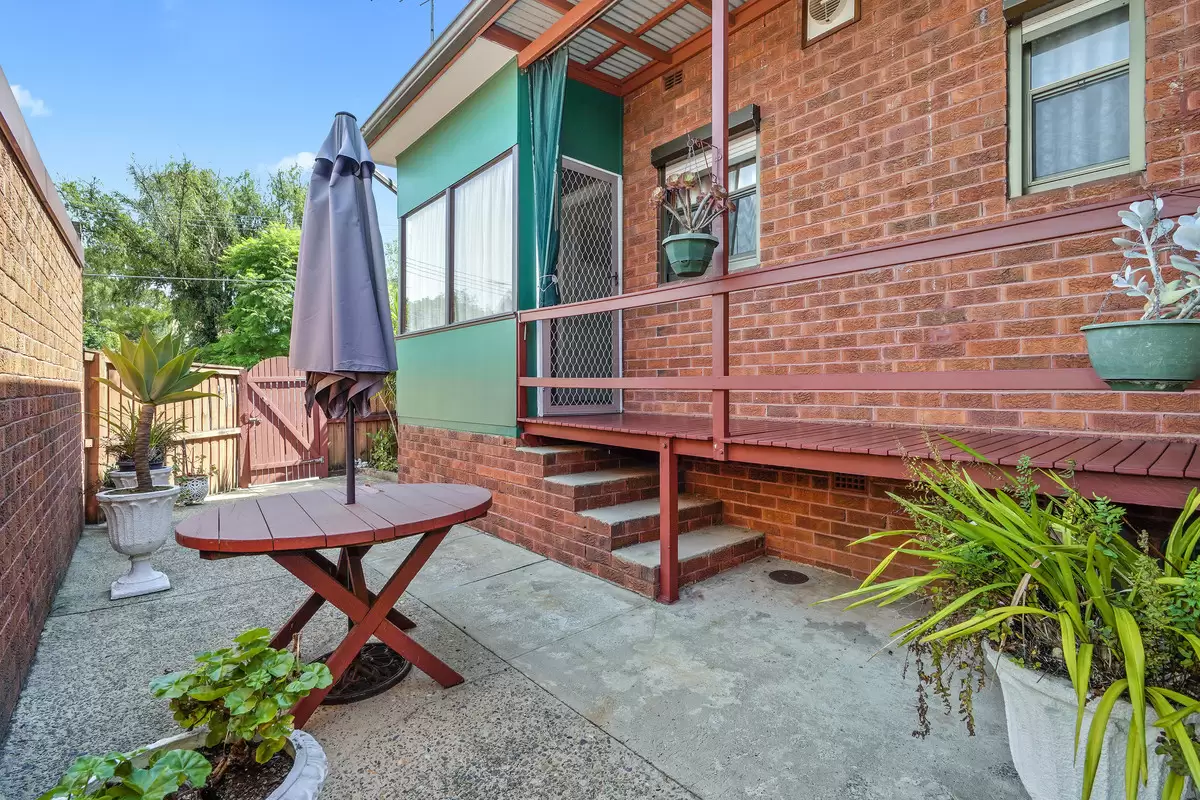 2 Jeffrey Street, Canterbury Sold by Rich & Oliva - image 9