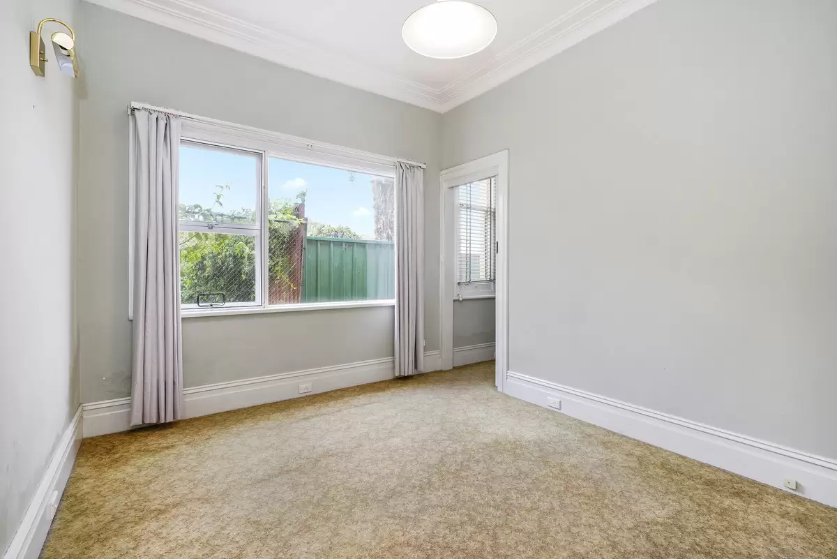 171 Edwin Street, Croydon Sold by Rich & Oliva - image 2
