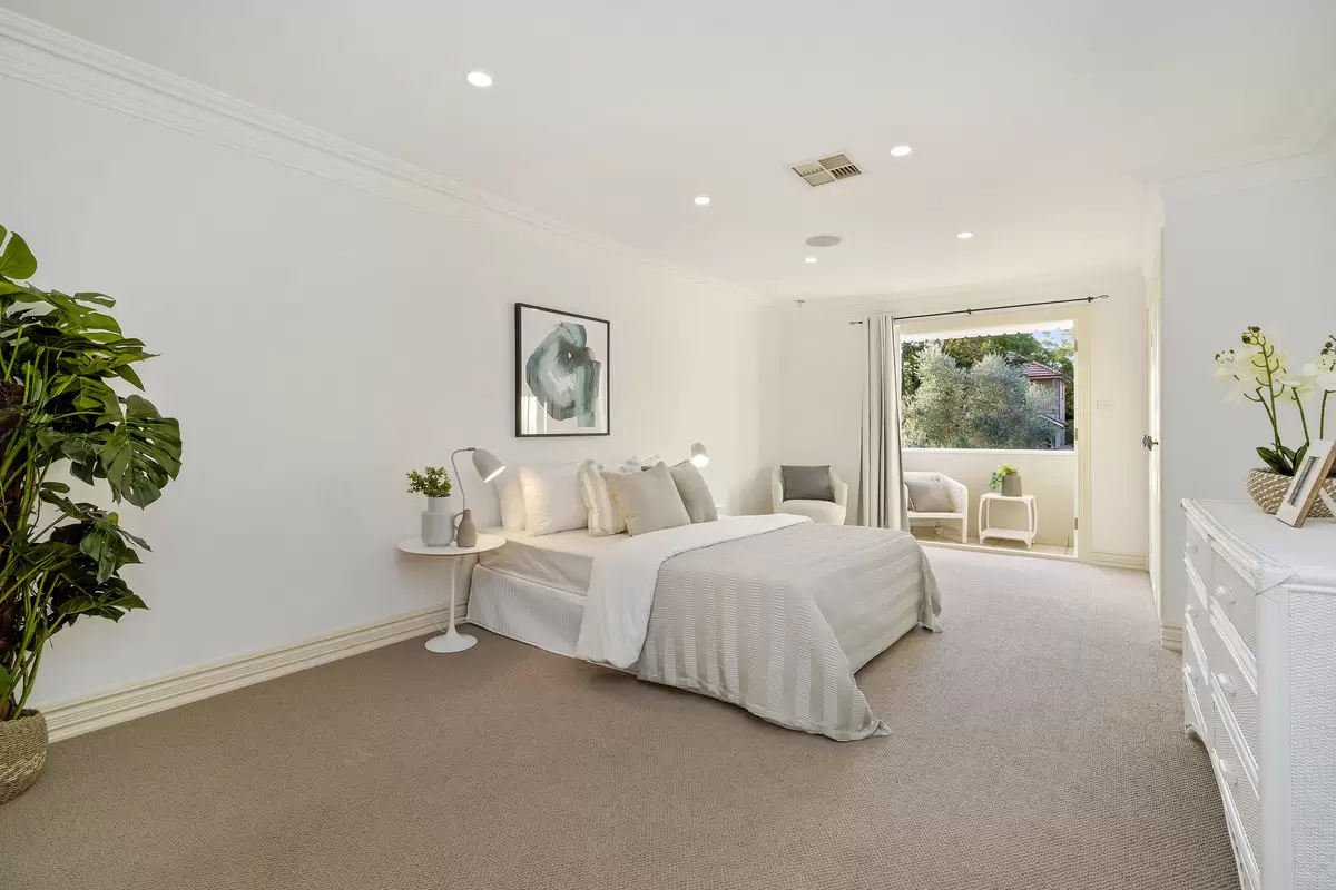 7 Ayr Street, Ashbury Sold by Rich & Oliva - image 2