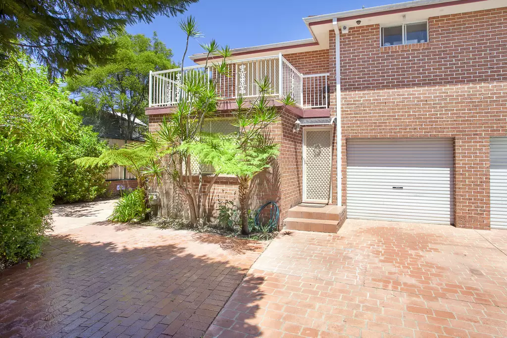 2/84 First Avenue., Belfield Sold by Rich & Oliva