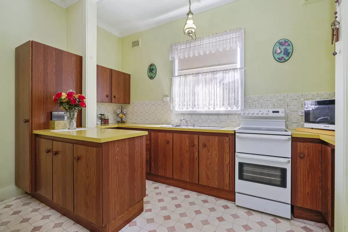 72 Roslyn Street, Ashbury Sold by Rich & Oliva - image 6