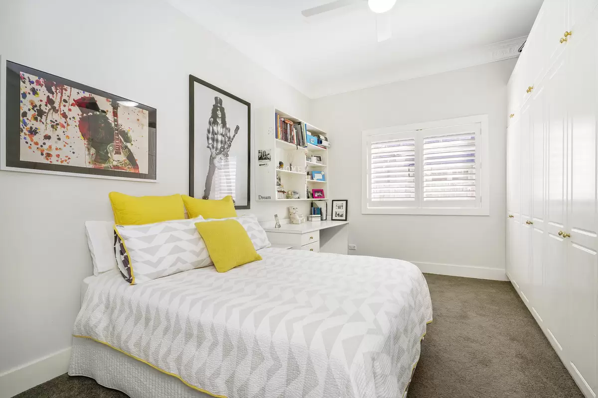 61 Crieff Street, Ashbury Sold by Rich & Oliva - image 4