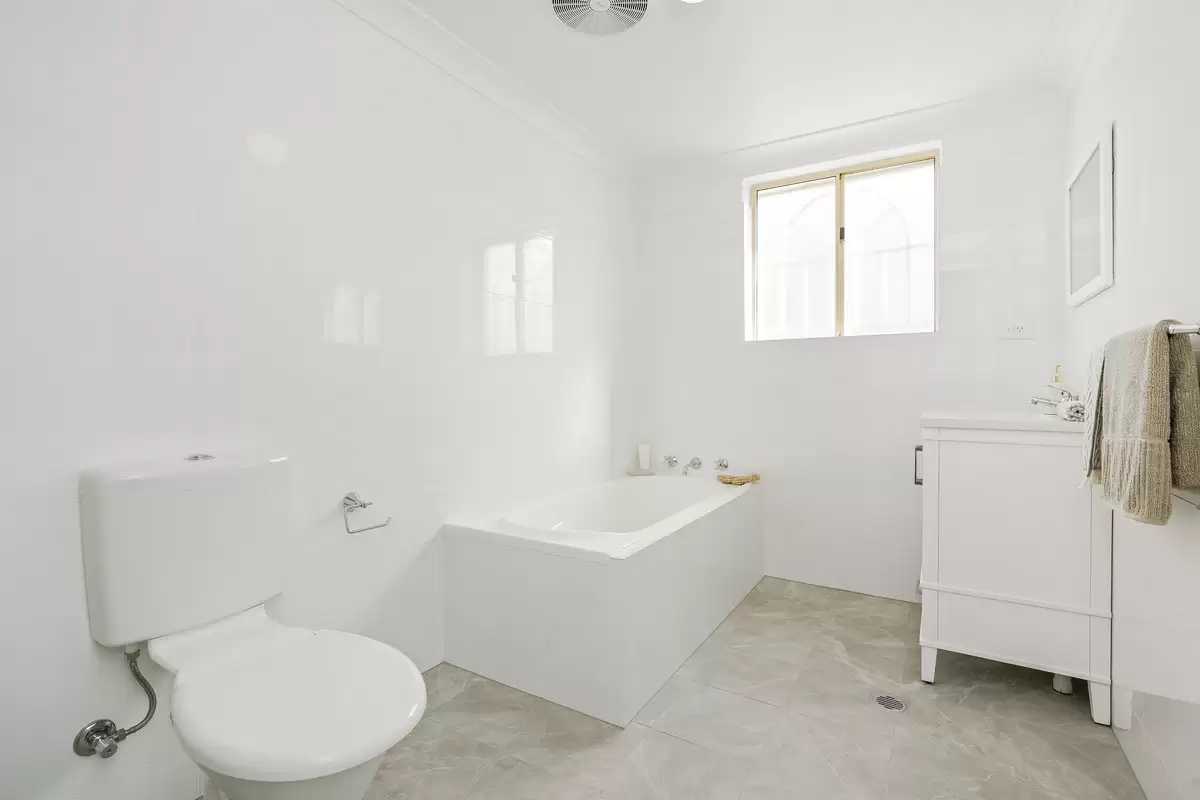 2/95 Ninth Avenue, Campsie Sold by Rich & Oliva - image 10