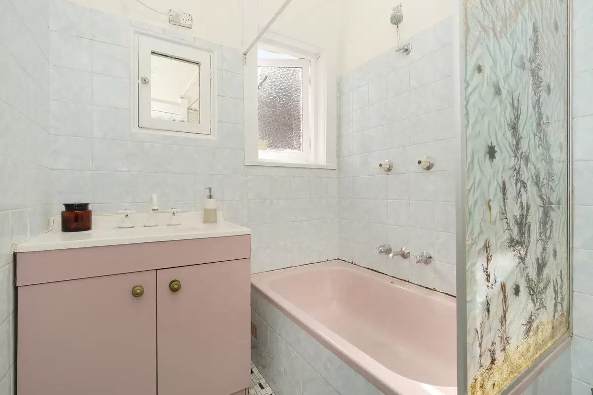 78 King Street, Ashbury Sold by Rich & Oliva - image 8