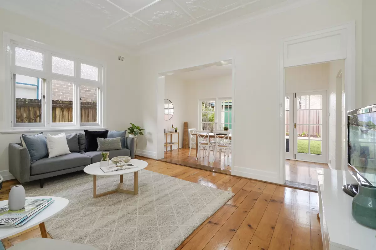 40 Kenilworth Street, Croydon Sold by Rich & Oliva - image 9