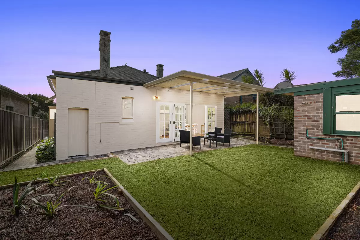 40 Kenilworth Street, Croydon Sold by Rich & Oliva - image 12