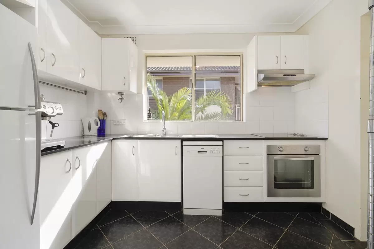 4/43 Third Avenue, Campsie Sold by Rich & Oliva - image 3