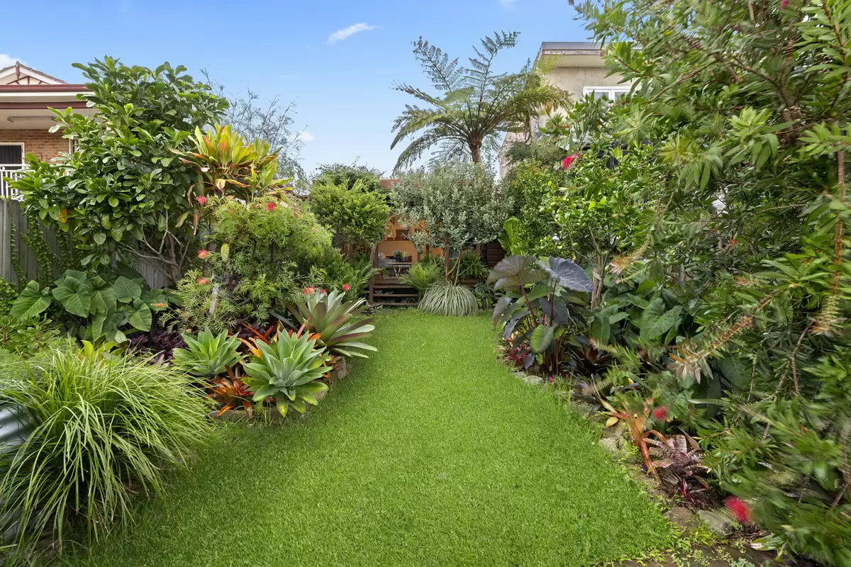 17 Woodlands Road, Ashbury Sold by Rich & Oliva - image 8