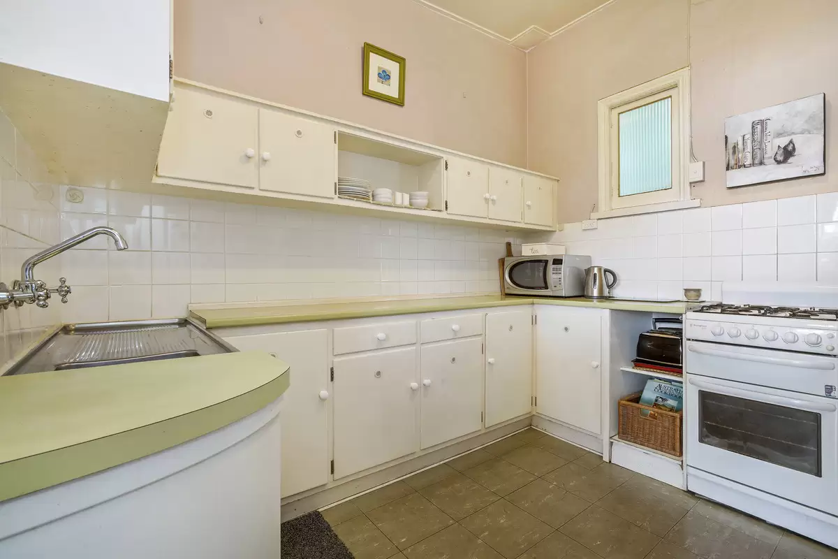 92 Brighton Street, Croydon Park Sold by Rich & Oliva - image 8