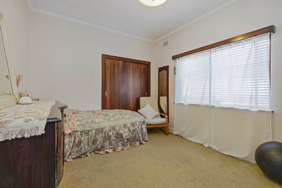 42 Waratah Street, Croydon Park Sold by Rich & Oliva - image 6