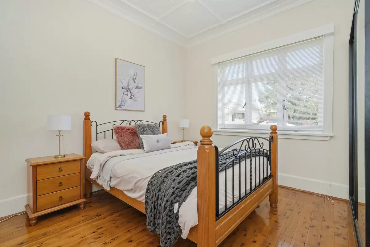 2 Beresford Avenue, Croydon Park Sold by Rich & Oliva - image 4