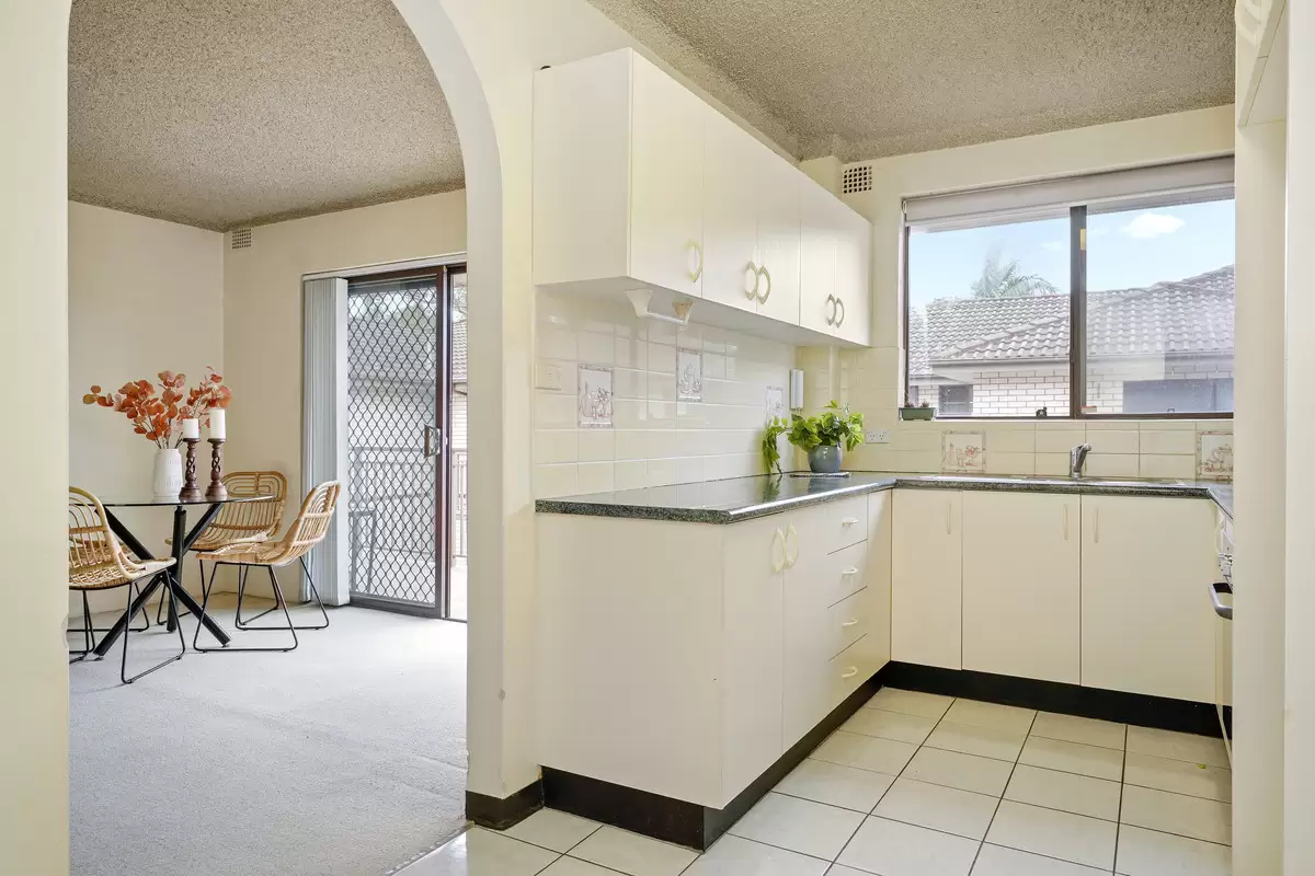8/18-22 Clyde Street, Croydon Park Sold by Rich & Oliva - image 6