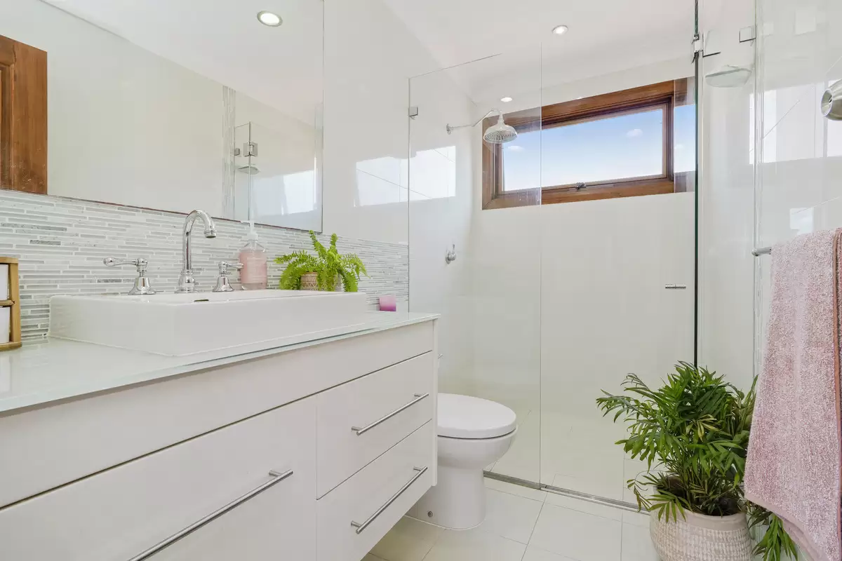 15 Leopold Street, Croydon Park Sold by Rich & Oliva - image 13