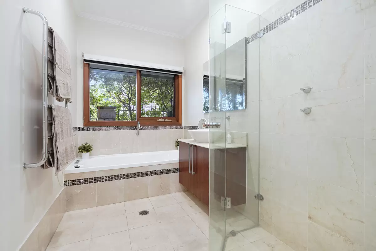 29 Queen Street, Croydon Sold by Rich & Oliva - image 15