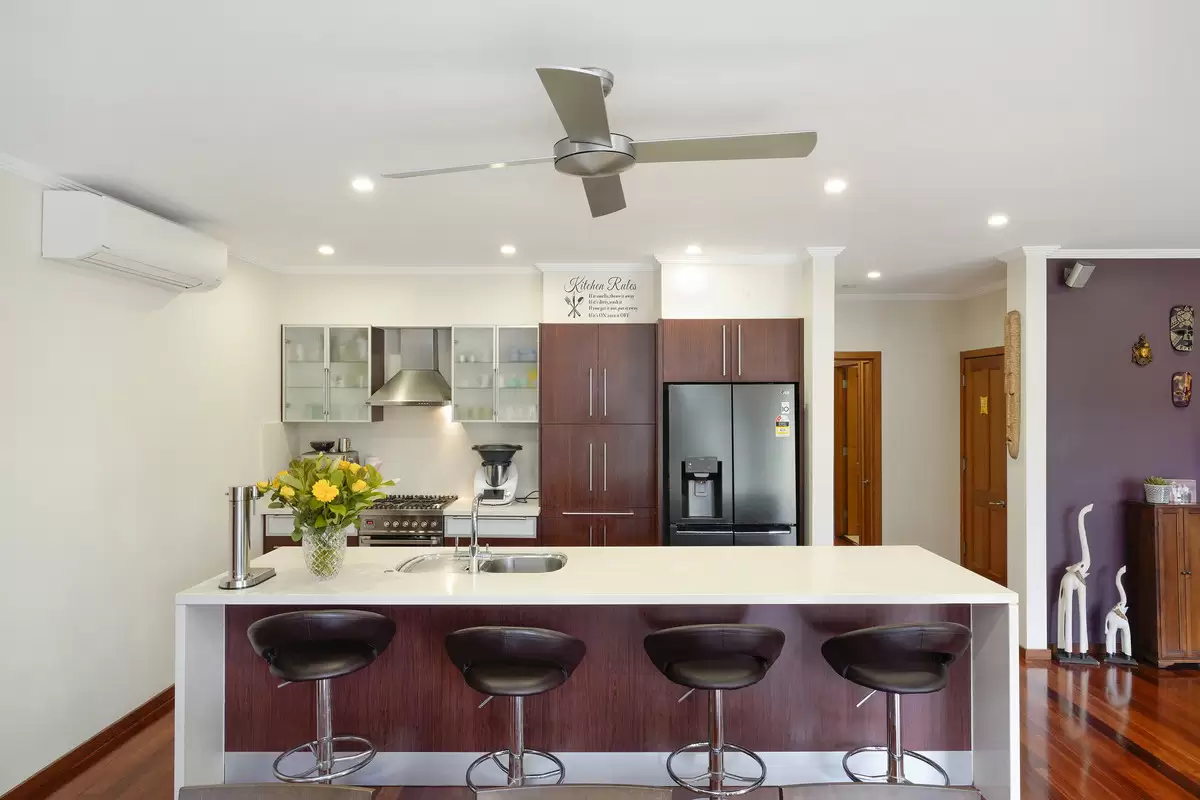 29 Queen Street, Croydon Sold by Rich & Oliva - image 6