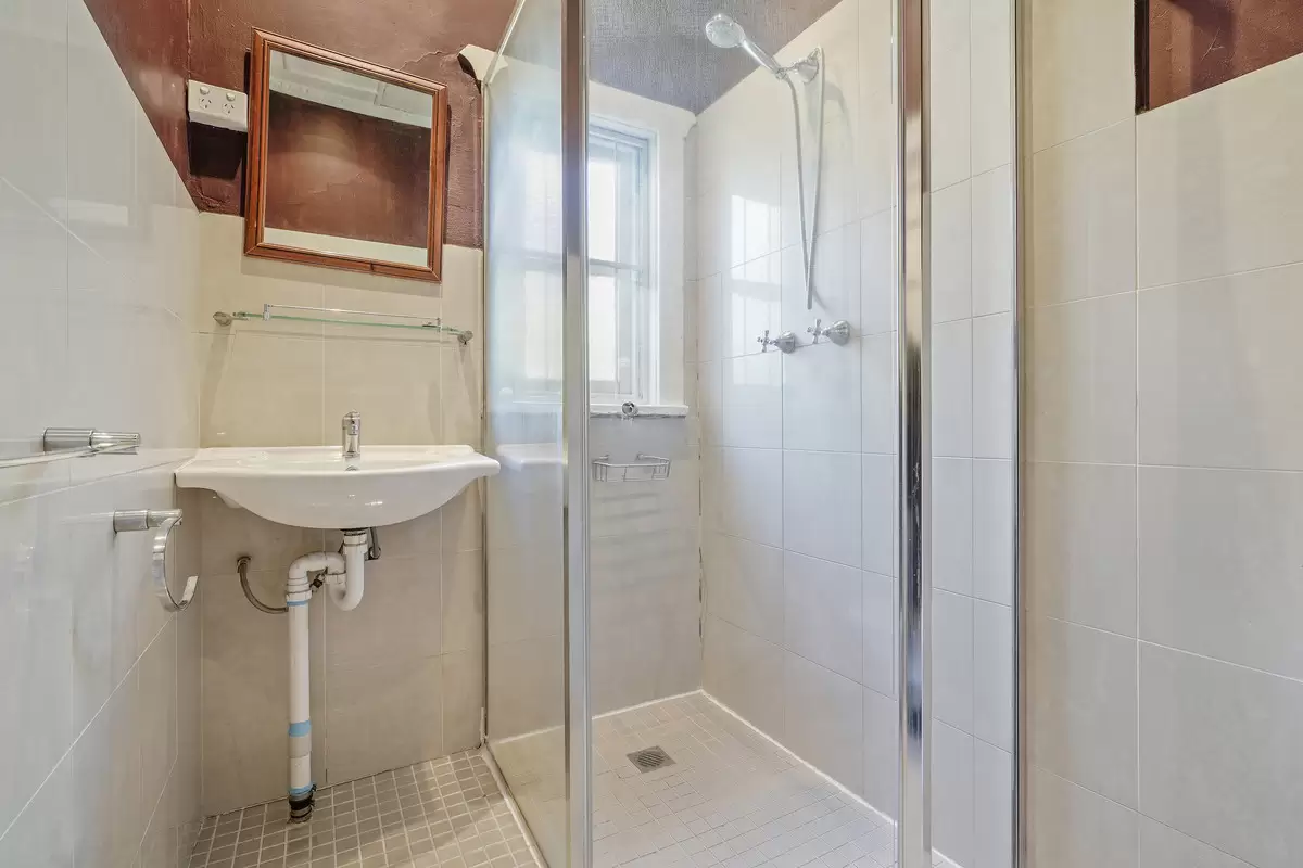 46 Liverpool Road, Croydon Sold by Rich & Oliva - image 9