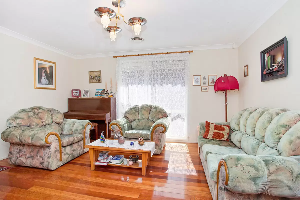 64 Holborow Street, Croydon Sold by Rich & Oliva - image 3