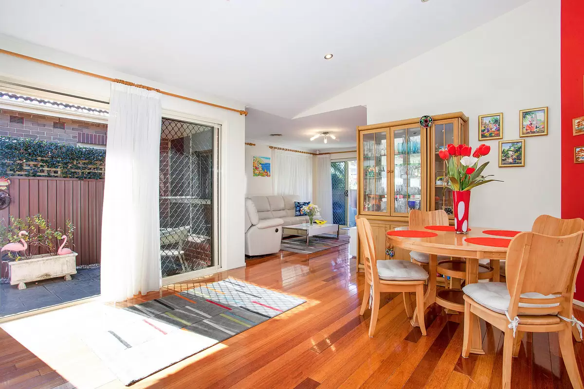 64 Holborow Street, Croydon Sold by Rich & Oliva - image 5