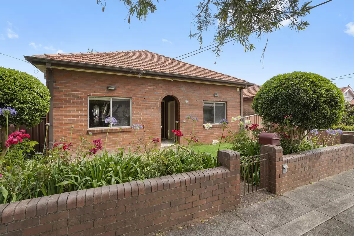 35 Linthorn Avenue, Croydon Park Sold by Rich & Oliva - image 7