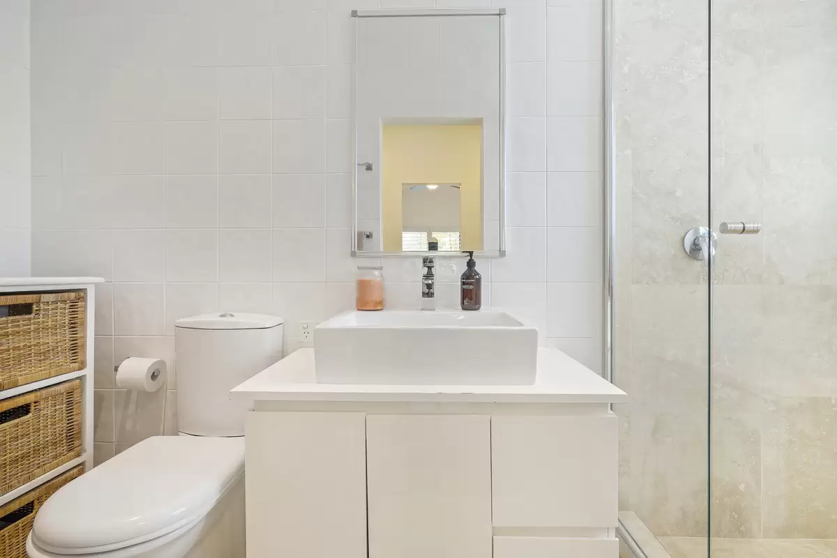 12 Leith Street, Ashbury Sold by Rich & Oliva - image 6
