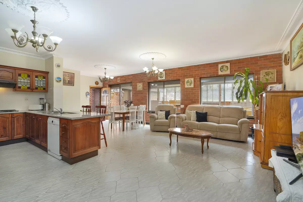19 Austin Avenue, Croydon Sold by Rich & Oliva - image 9