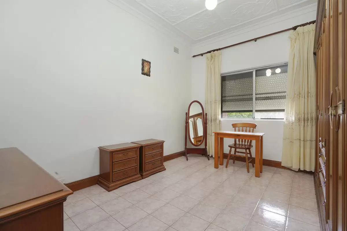 19 Austin Avenue, Croydon Sold by Rich & Oliva - image 5