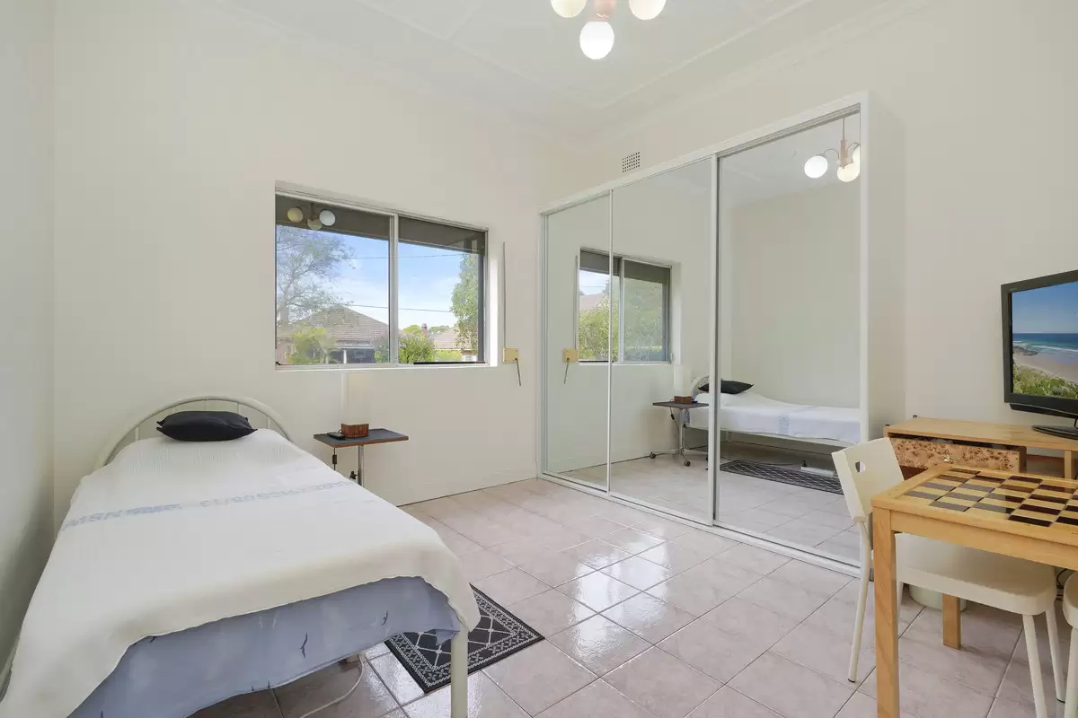 19 Austin Avenue, Croydon Sold by Rich & Oliva - image 4
