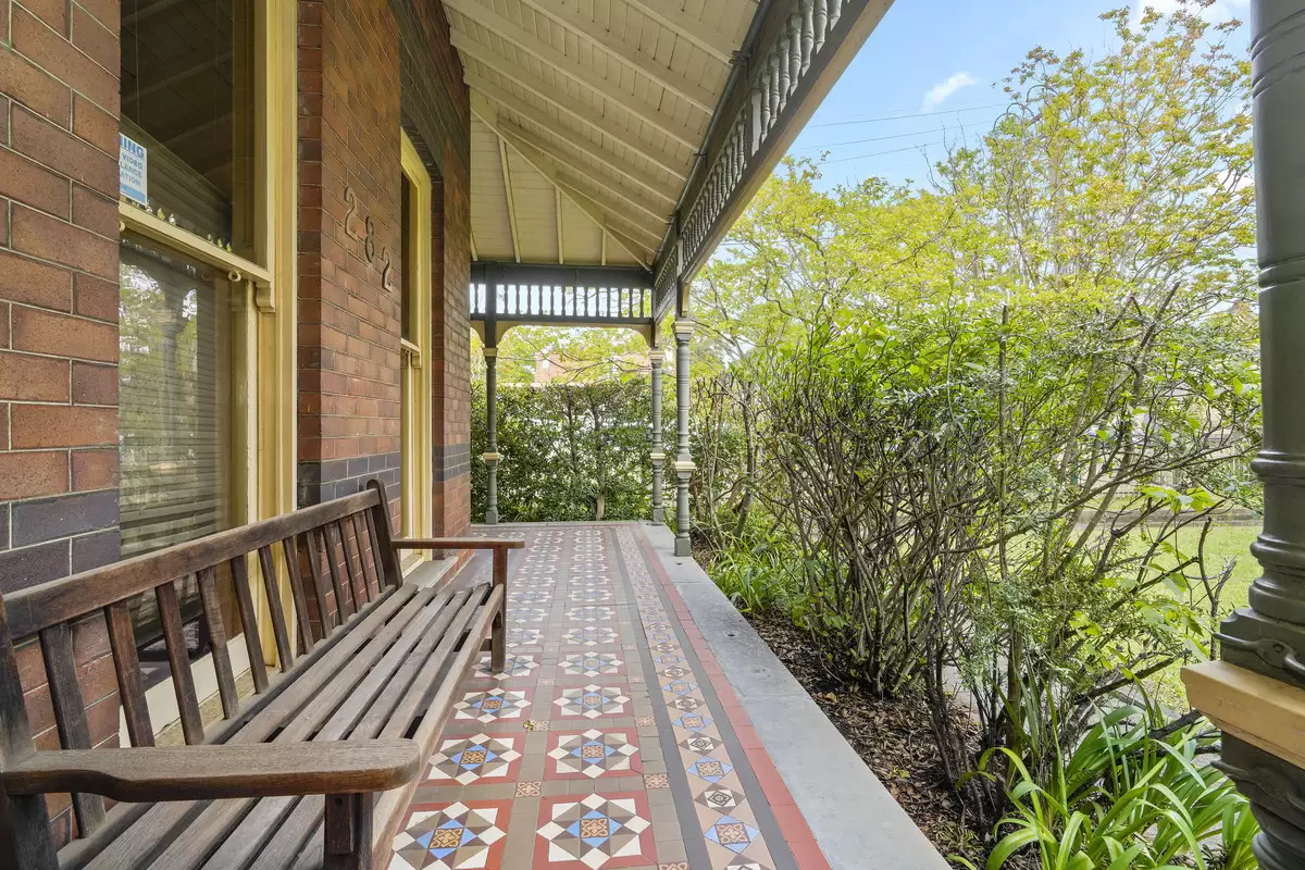 282 Burwood Road, Burwood Sold by Rich & Oliva - image 3