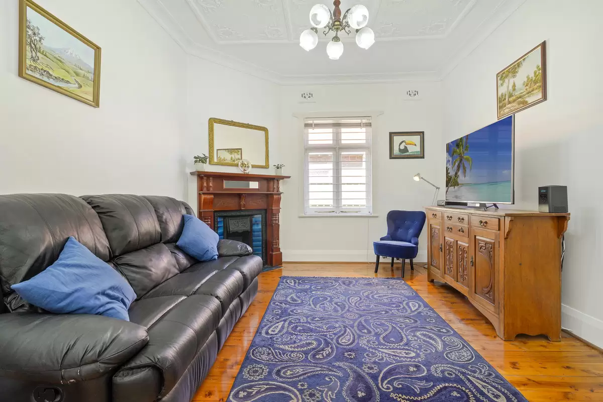 1 Frederick Street, Canterbury Sold by Rich & Oliva - image 8