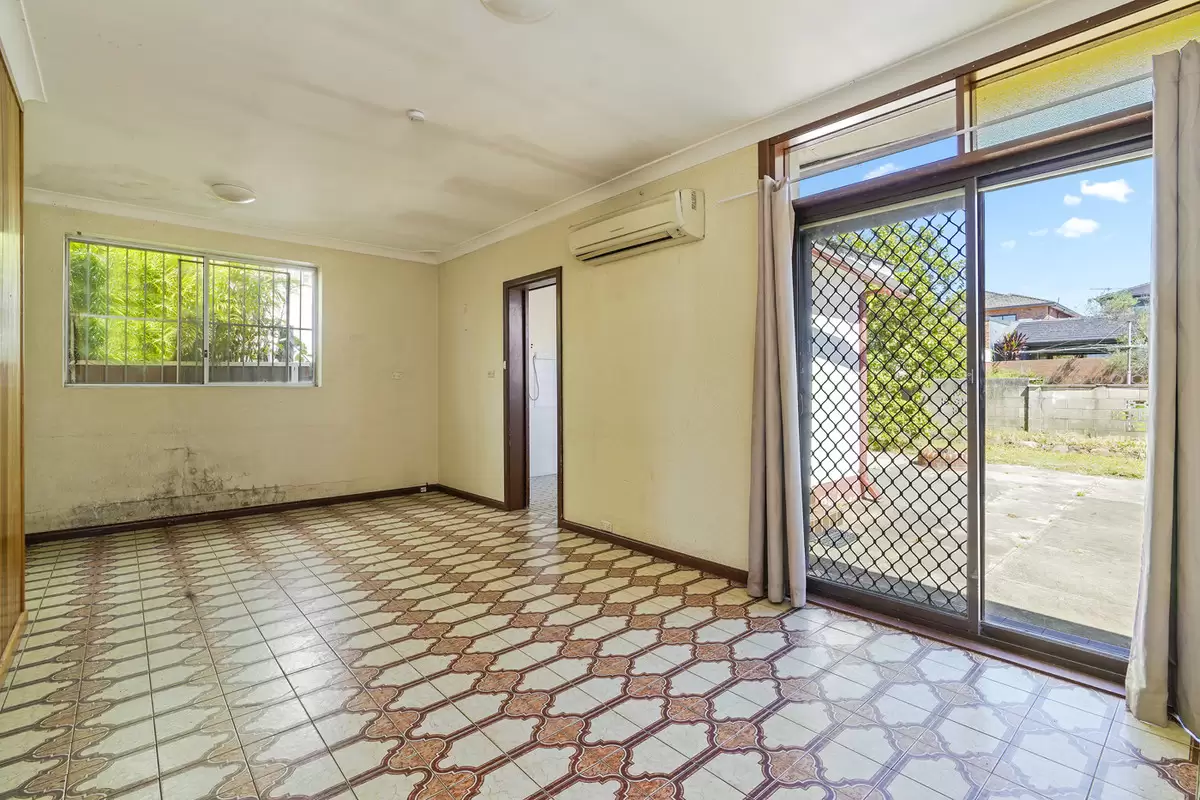17 Narani Crescent, Earlwood Sold by Rich & Oliva - image 8
