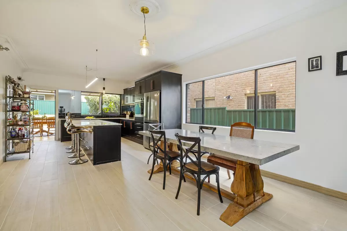 10 Woodlands Road, Ashbury Sold by Rich & Oliva - image 2