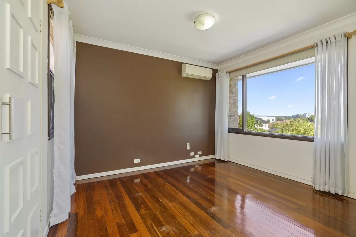 9/172 Old Kent Road, Mount Lewis Sold by Rich & Oliva - image 8
