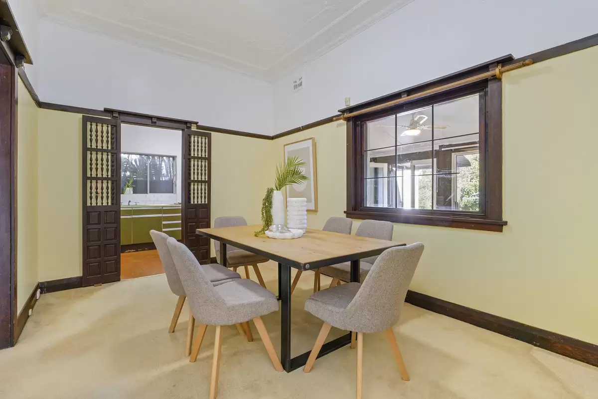 35 Weldon Street, Burwood Sold by Rich & Oliva - image 8