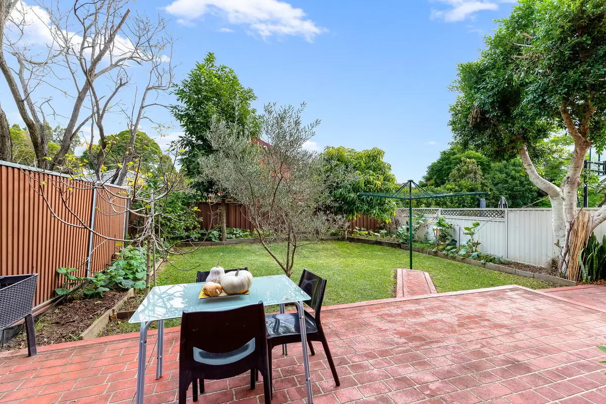 18 Baltimore Street, Belfield Sold by Rich & Oliva - image 4