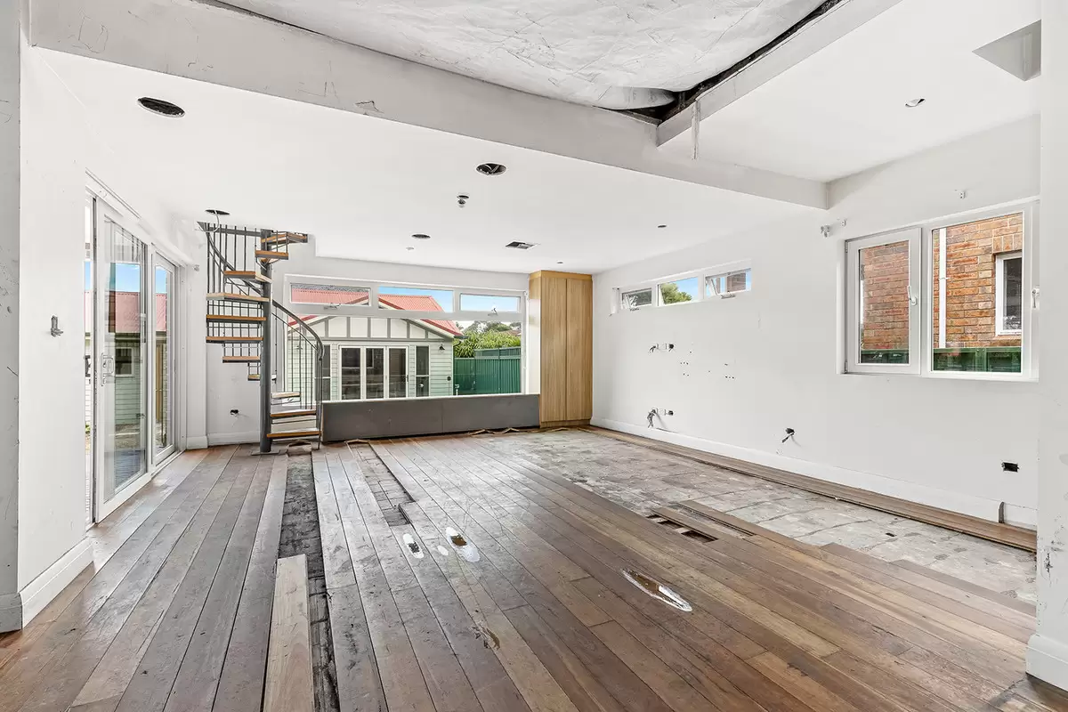13 Malleny Street, Ashbury Sold by Rich & Oliva - image 2