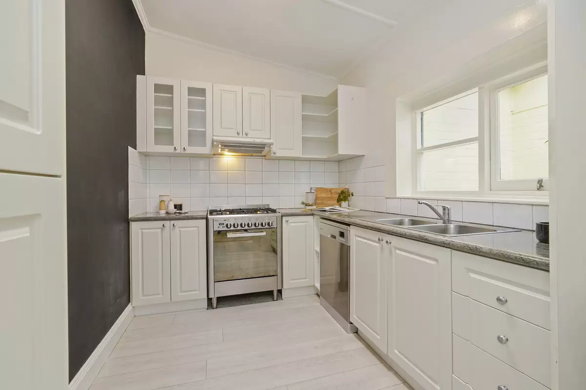 31 Cooks Avenue, Canterbury Sold by Rich & Oliva - image 10