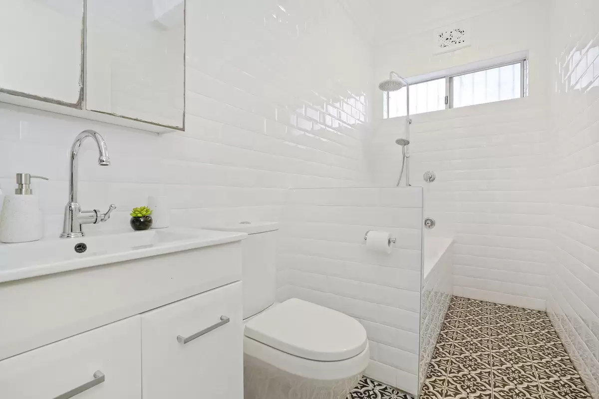 31 Cooks Avenue, Canterbury Sold by Rich & Oliva - image 12