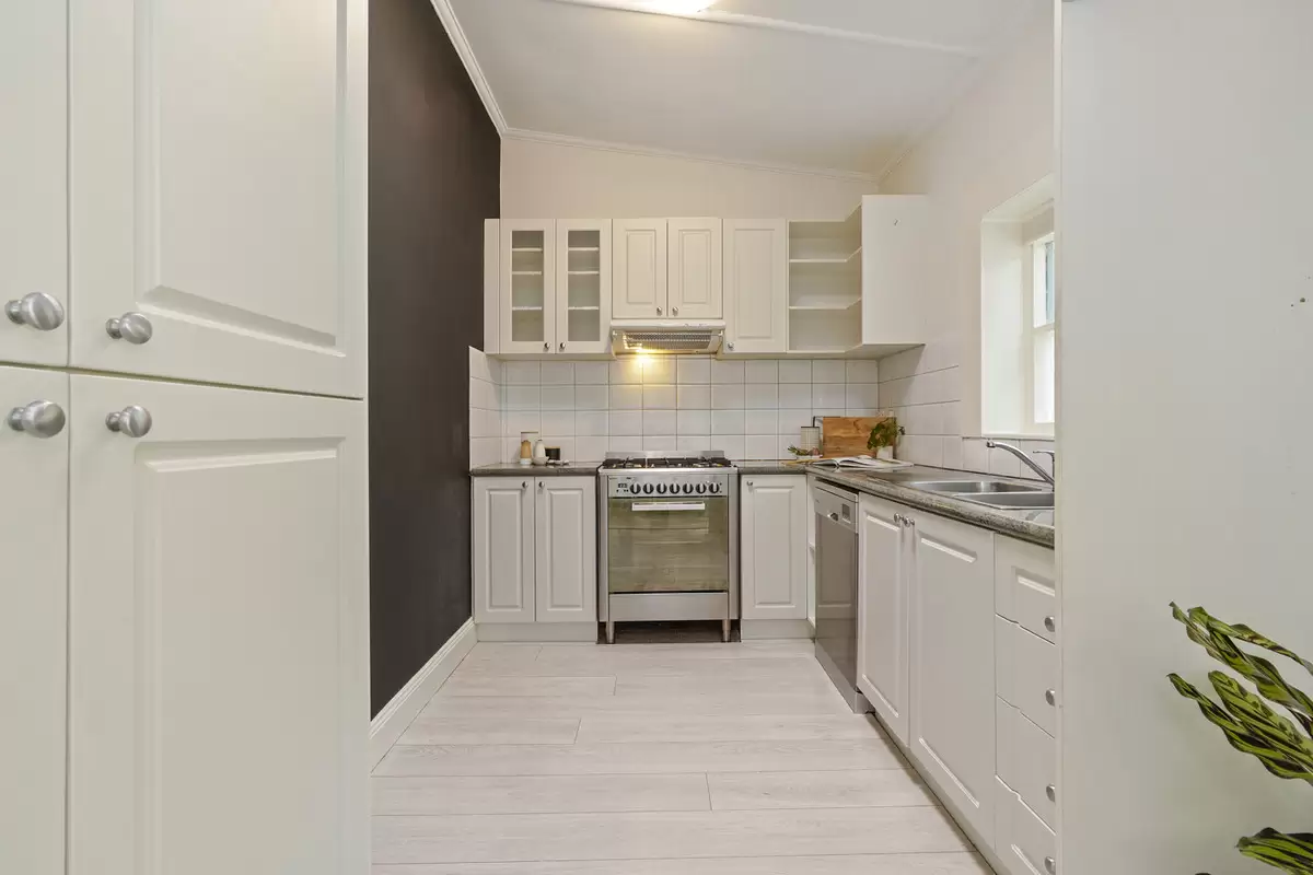 31 Cooks Avenue, Canterbury Sold by Rich & Oliva - image 11
